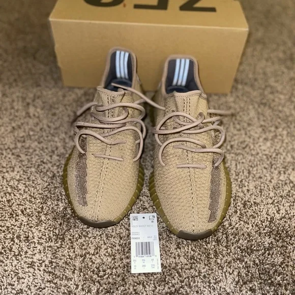 Yeezy Boost 350V2 Earth size 10 worn twice closest thing to Deadstock will trade - Picture 4 of 10